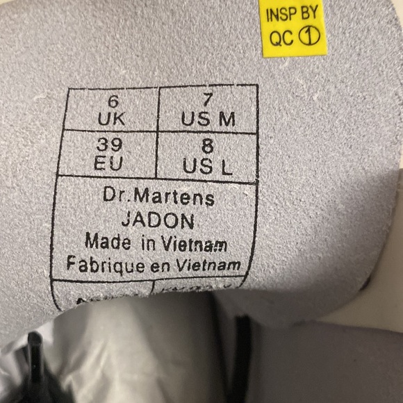 JADON BOOT SMOOTH LEATHER PLATFORMS DR. MARTENS NWT - Picture 7 of 10